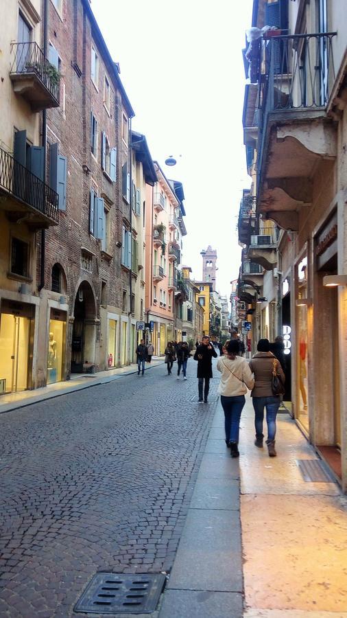 Marconi Rooms Loggia Delle Erbe Verona Exterior foto