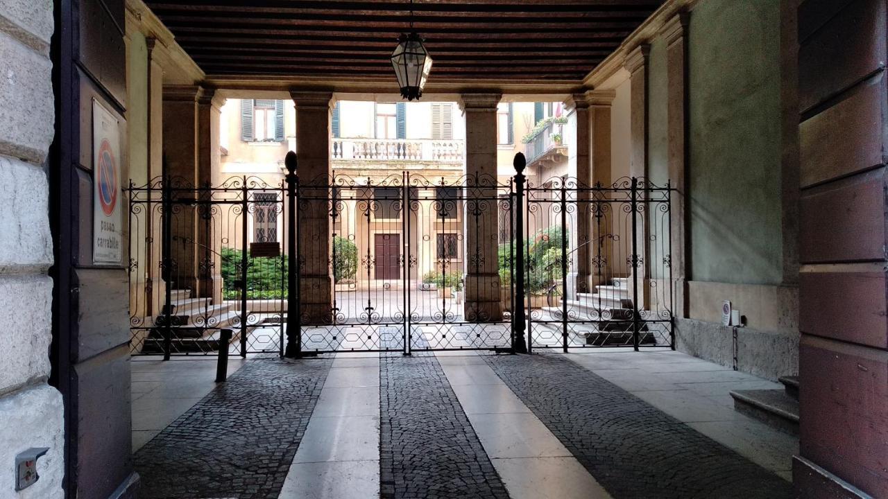 Marconi Rooms Loggia Delle Erbe Verona Exterior foto